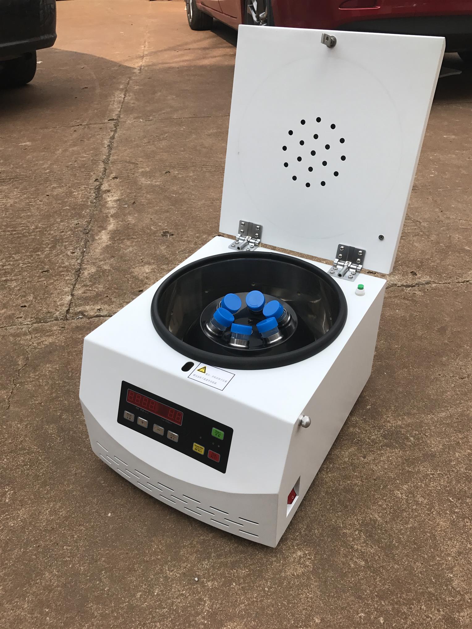 18&times;10ml臺式低速離心機 td4 實驗室小型電動離心機轉速可調